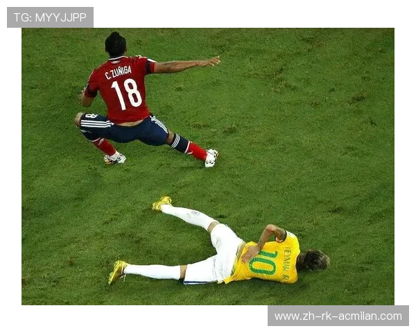 内马尔连做两次节奏变化，让巴西轻松撕裂对手前线